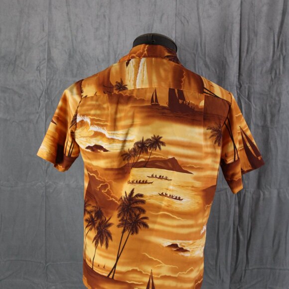Vintage Hawaiian Shirt - Brown Island Pattern by Made in Hawaii - Men's Small - Picture 8 of 10